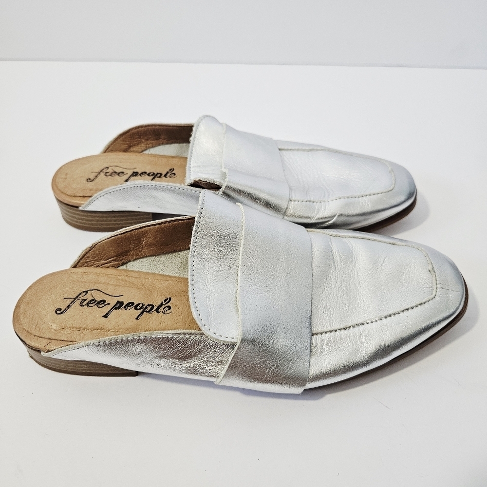 Free People Silver Mules Size 37 US 6.5 7 Slides Flats Loafers Shoes